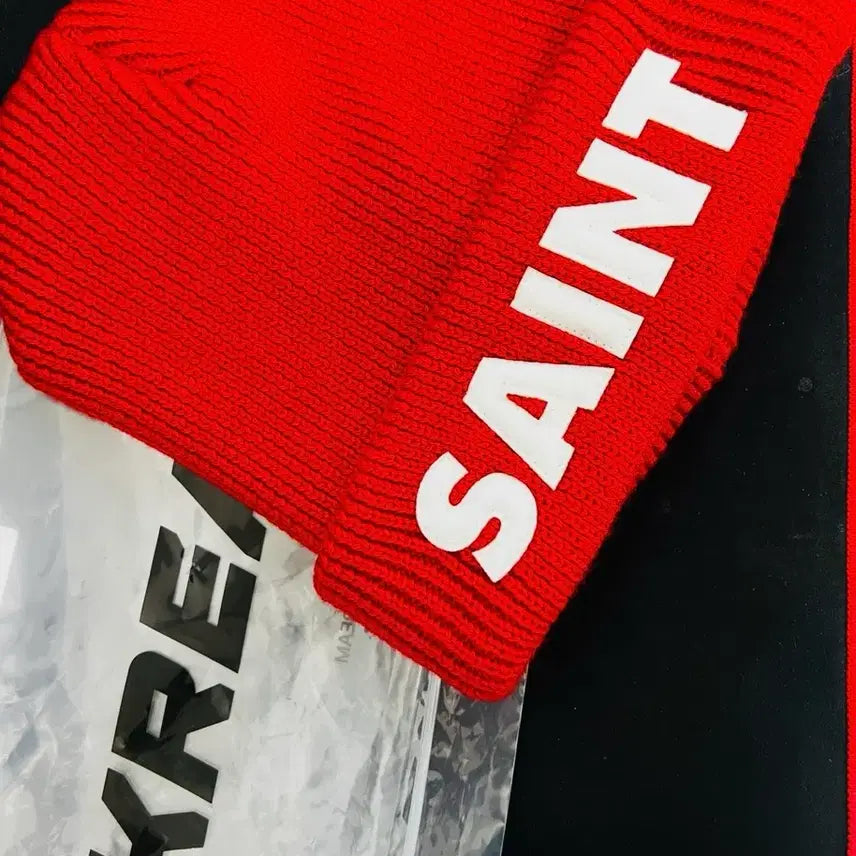[BUNJANG] Saint Mxxxxxx 23AW Beanie Red / 세인트 미카엘(Saint Mxxxxxx) 23aw 비니 레드