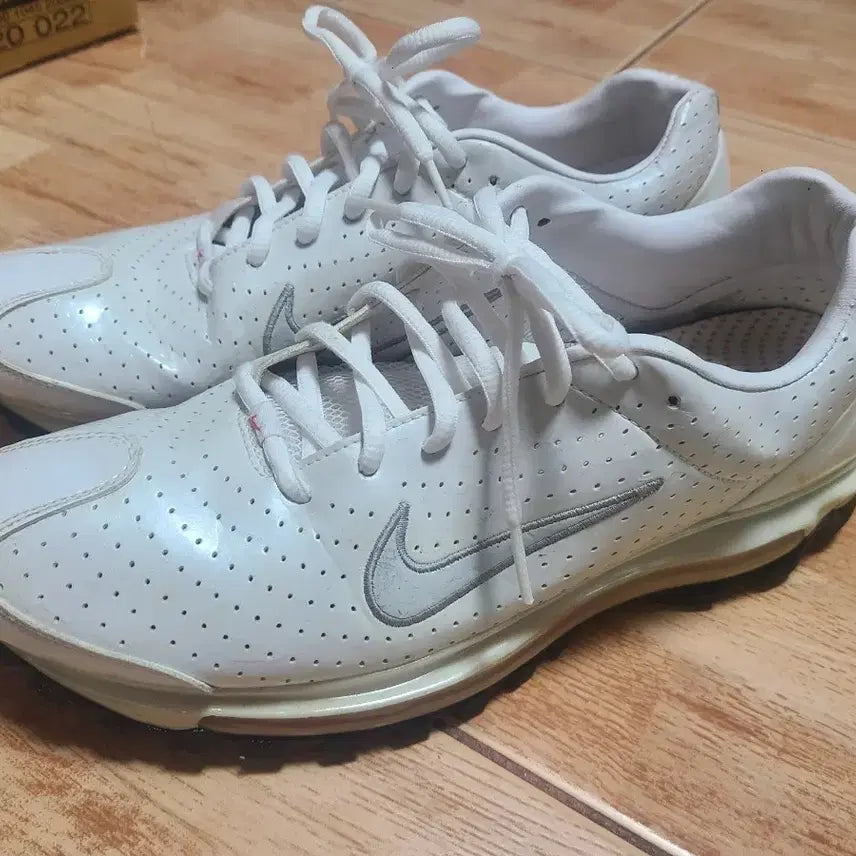 [BUNJANG] Nike Air Max 2003 Sneakers / 나이키 맥스2003 275(265~270추천)