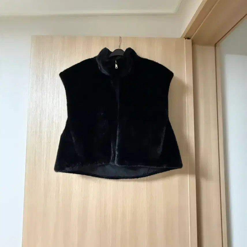 [BUNJANG] System Fur Reversible Vest / 시스템 퍼 양면 베스트