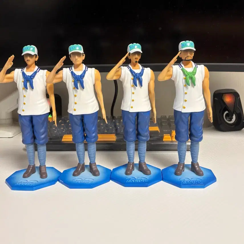 [BUNJANG] One Piece Marine Soldier Figures 4-Piece Set / 원피스 해군 병사 피규어 4종 세트