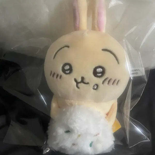 [BUNJANG] Chiikawa Usagi Onigiri Desktop Figure / 치이카와 우사기 주먹밥 데스크탑 인형