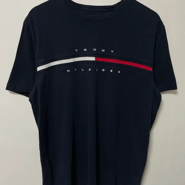 [BUNJANG] Tommy Hilfiger Loose Fit T-Shirt (Size M) / 100 타미힐피거 루즈핏 반팔티 정품