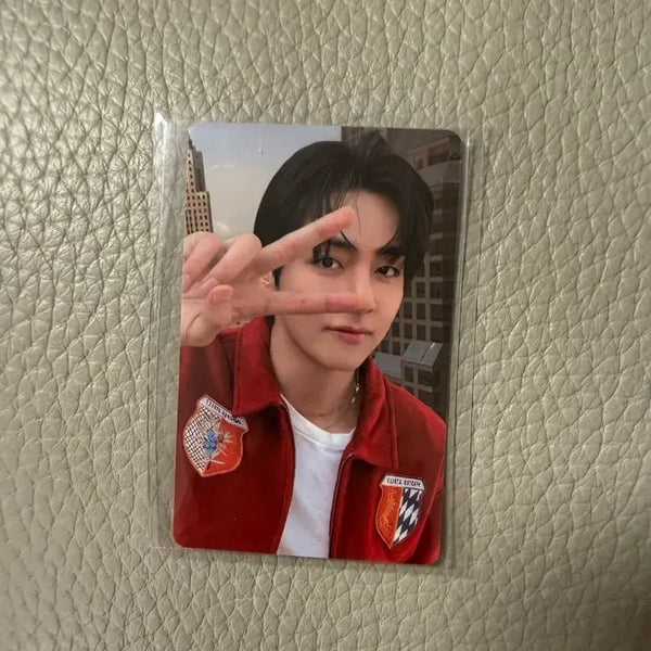 [BUNJANG] BTS Arirang Album Europe Lucky Draw V Taehyung Photocard / bts 방탄 아리랑 앨범 유럽 럭드 뷔 태형