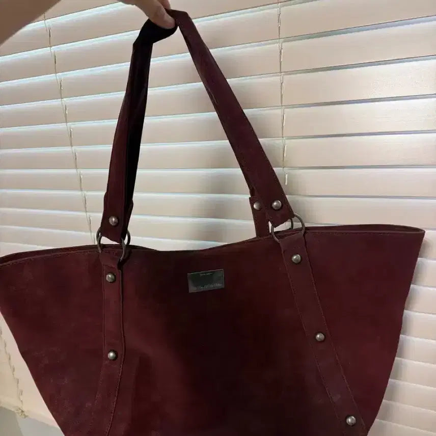 [BUNJANG] Cool Side of the Pillow Shoulder Bag Burgundy / 쿨 사이드 오브 더 필로우 숄더백 50% 할인 / 게이밍 노트북 가방 / 큰 가방