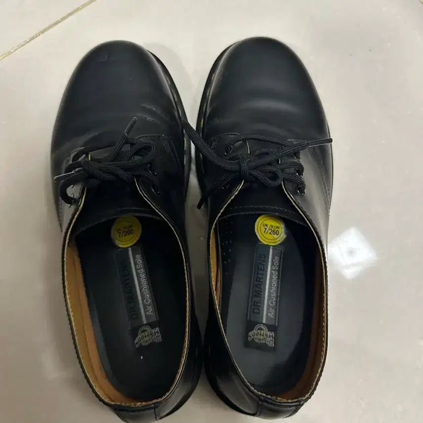 [BUNJANG] Dr. Martens Black Leather Shoes Size 270 / 닥터마틴 블랙 270