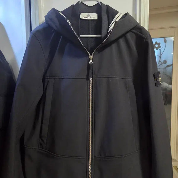 [BUNJANG] Stone Island Soft Shell R Hoodie Zip-Up Black M / [상태최상] 스톤아일랜드 소프트쉘 R 후드 집업
