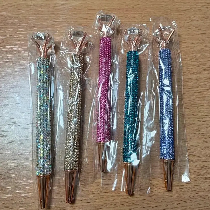 [BUNJANG] Jewel Embellished Ballpoint Pen (Random Color) / 큐빅 보석 장식 볼펜 (1개 2500원)/색상랜덤
