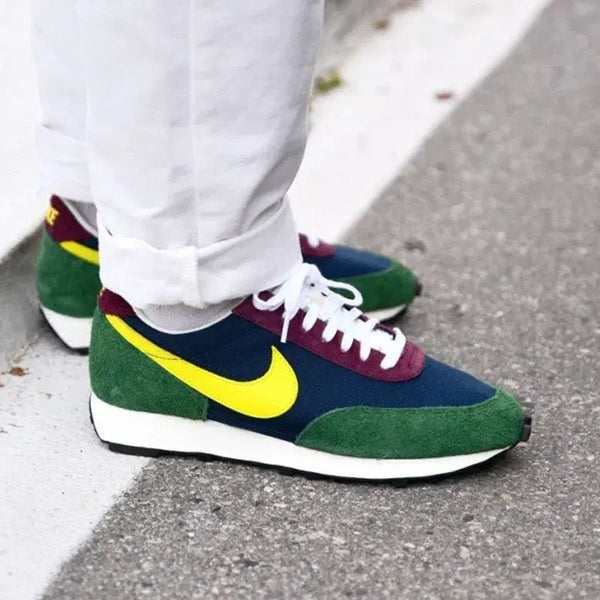 [BUNJANG] Nike Daybreak Obsidian Dynamic Yellow Sneakers / [275]나이키 데이브레이크 옵시디언 다이나믹 옐로우