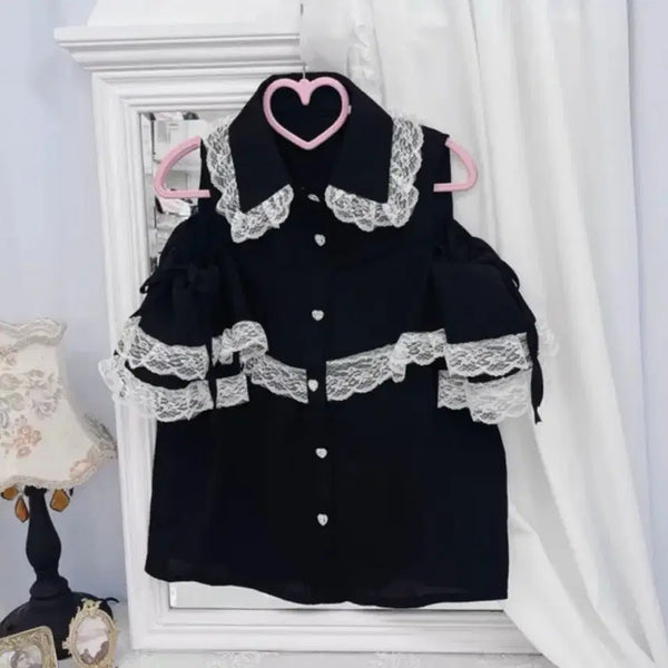[BUNJANG] Mundellion Off-Shoulder Lace Heart Black Blouse / 지뢰계 문델리온 오프숄더 레이스 하트 블랙 블라우스