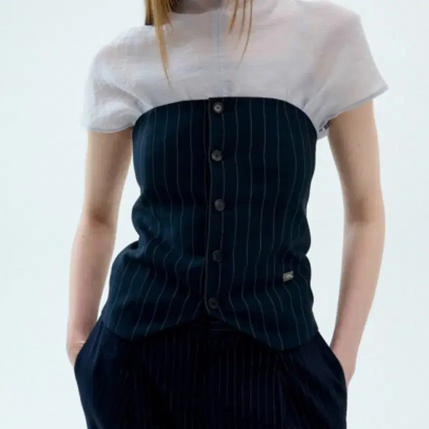 [BUNJANG] Lehas Tailored Stripe Tube Top Navy / 르하스 테일러드 스트라이프 튜브탑 네이비