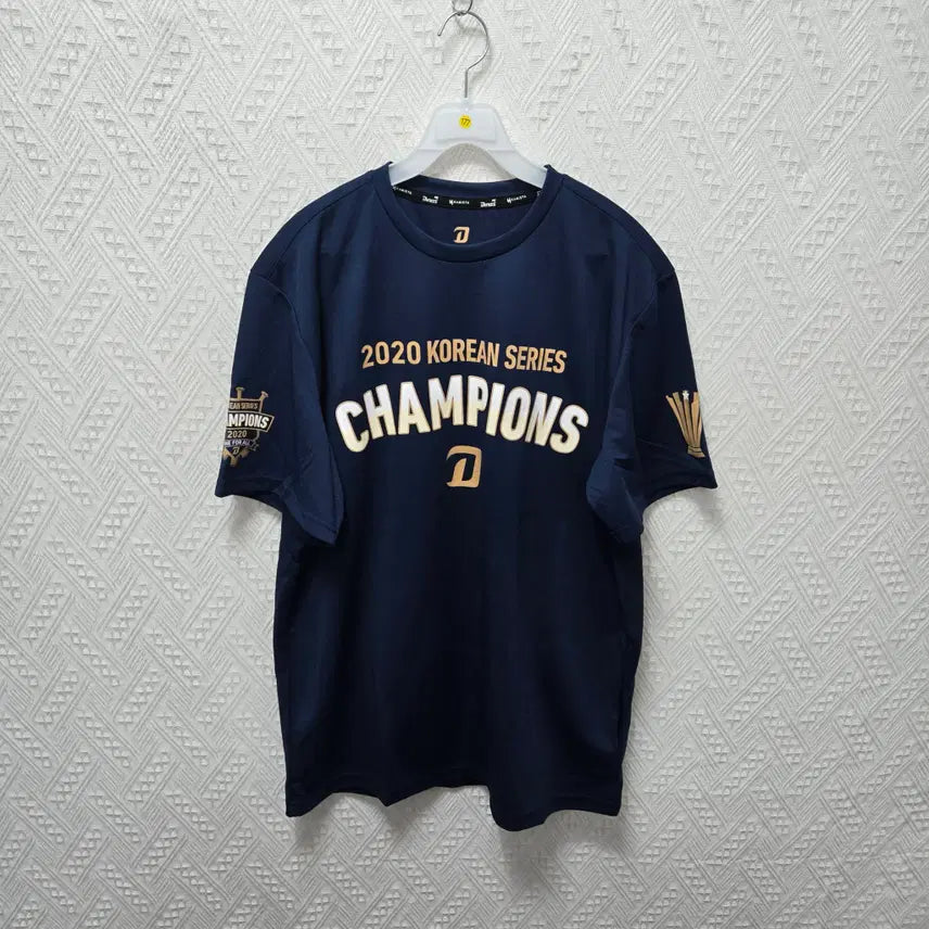 [BUNJANG] NC Dinos 2020 Korean Series Championship Short Sleeve T-Shirt M / 파177 NC다이노스 2020 한국시리즈 우승 반팔 M