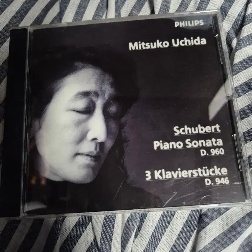 [BUNJANG] Mitsuko Uchida Plays Schubert Piano Sonatas D.960 & D.946 CD / 필립스 미츠코 우치다 슈베르트 피아노 소나타 D. 960 수입 음반시디