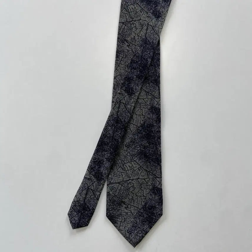 [BUNJANG] Jean-Louis Scherrer Vintage Silk Necktie / JEAN-LOUIS SCHERRER(장루이 쉐레)빈티지 넥타이A+