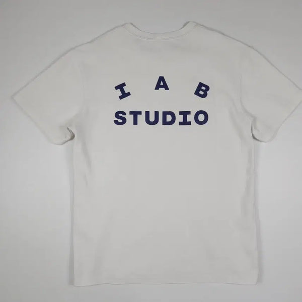 [BUNJANG] Iab Studio White T-Shirt [M] / 아이앱스튜디오 화이트 반팔 티셔츠 [M]