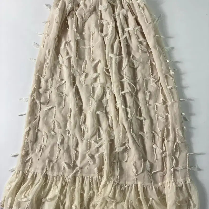 [BUNJANG] Ivory Lace Long Skirt / 아이보리 레이스 포인트 롱 스커트