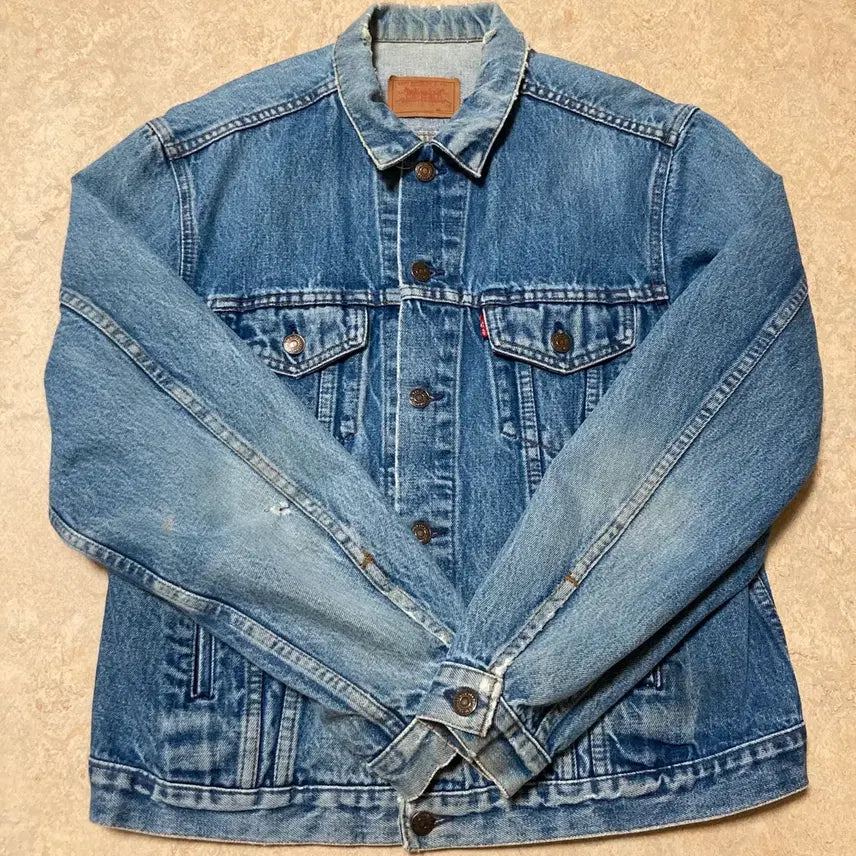 [BUNJANG] 1980s Levi's 70370 Denim Jacket (French Made) / 80년대 리바이스 70370 데님 자켓 프랑스제 44