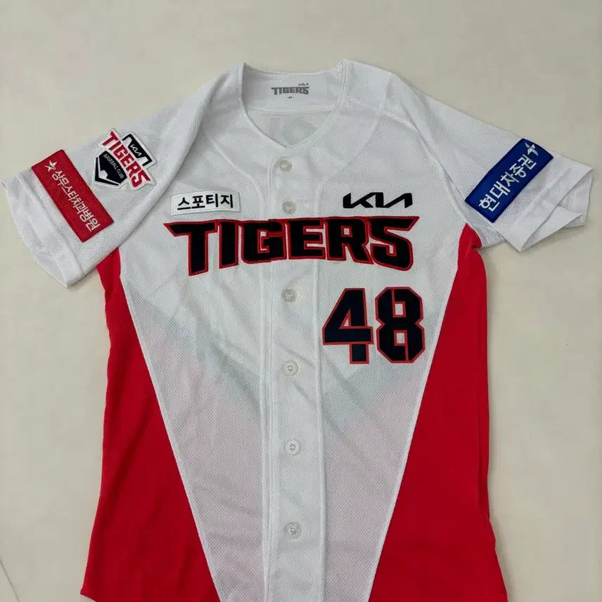 [BUNJANG] Kia Tigers Eui-ri Lee Authentic Baseball Jersey / 기아타이거즈 어센틱 이의리 유니폼 85