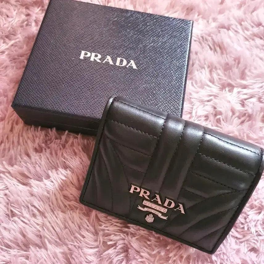 [BUNJANG] Prada Nappa Diagram Bi-fold Wallet Black / 프라다 나파 다이어그램 반지갑 판매