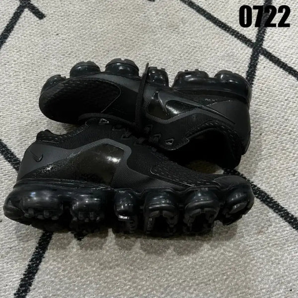 [BUNJANG] Nike Air VaporMax Triple Black (235mm) / 나이키 에어 베이퍼맥스 트리플 블랙 235