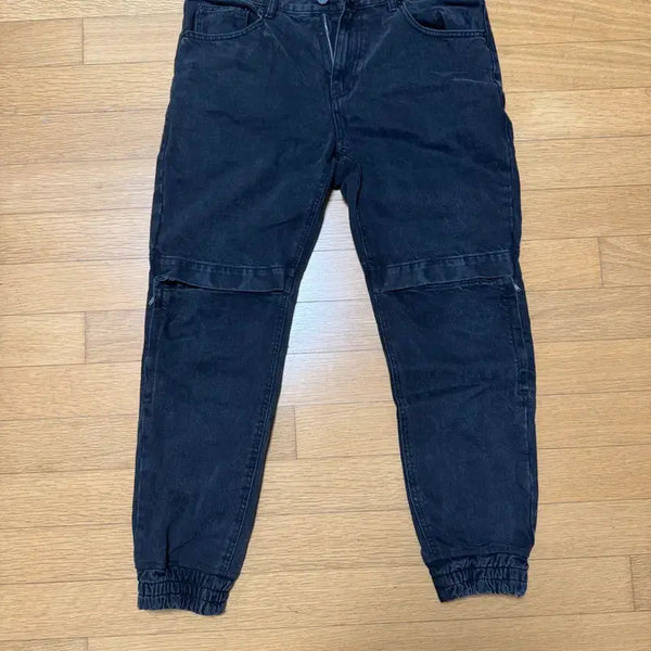 [BUNJANG] JUUN.J Black Jogger Denim Pants Size 46 / 준지 블랙 조거 데님 팬츠
