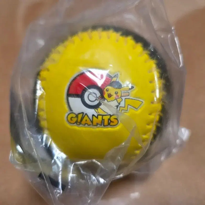 [BUNJANG] Lotte Giants Pokemon Collaboration Commemorative Baseball / 롯데자이언츠 포켓몬 콜라보 기념구