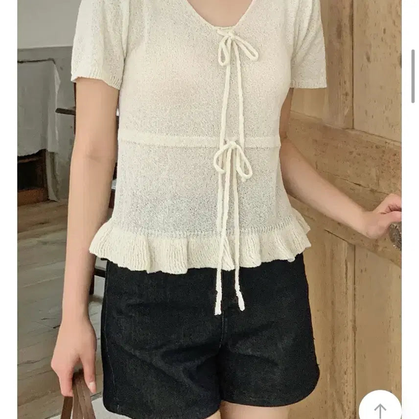[BUNJANG] Ivory Frill Knit Short Sleeve Top / 아이보리 프릴 니트 반팔(새상품)