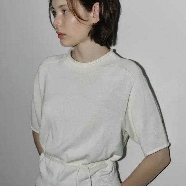 [BUNJANG] Kariere Mock Neck Knit Top / 케리에르 모크넥 니트 탑