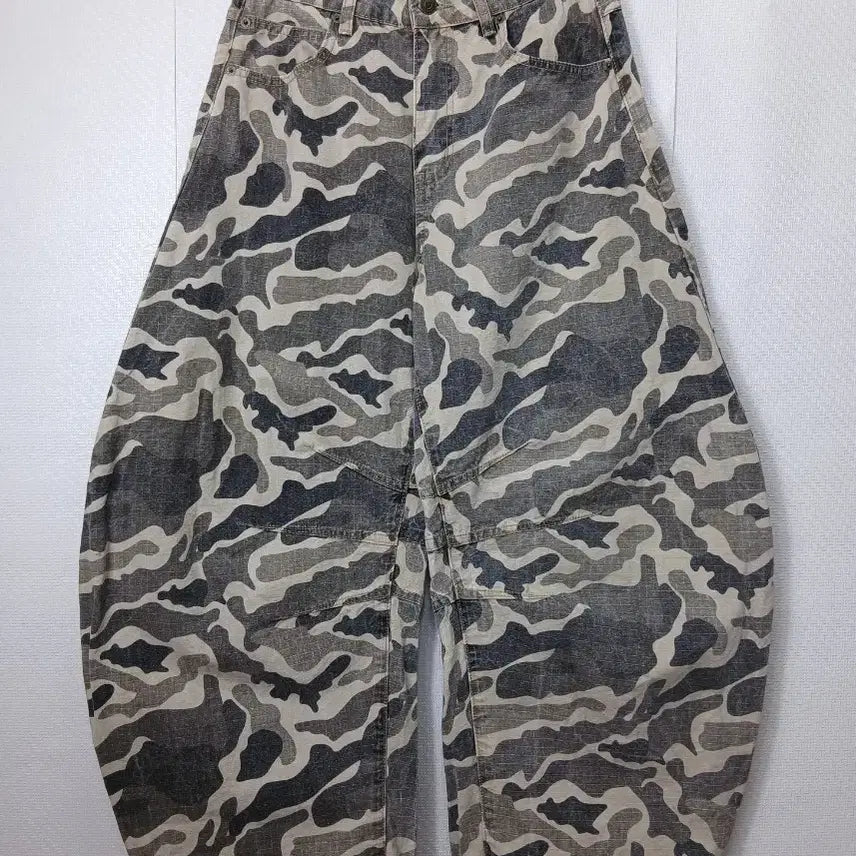 [BUNJANG] ILKN BRAND Camo Wide Balloon Pants (M) / ILKN BRAND 카모 와이드 벌륜 팬츠 M