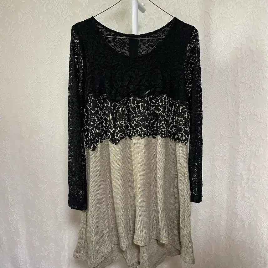 [BUNJANG] Lascolinas Lace Layered Knit Mini Dress / Lascolinas 레이스 레이어드 니트 미니 원피스