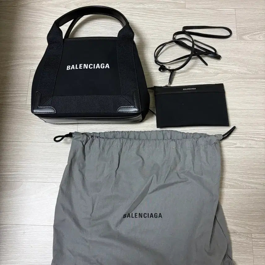 [BUNJANG] Balenciaga Cabas XS Black / 발렌시아가 카바스백 블랙 xs