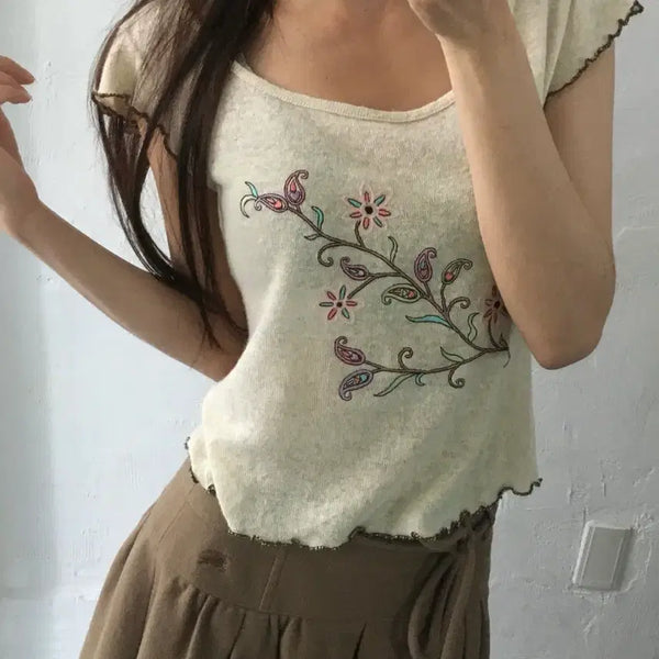 [BUNJANG] Burberry Blue Label Embroidered Short Sleeve Top Ivory M / Burberry 버버리 블루라벨 아이보리 반소매 자수 탑