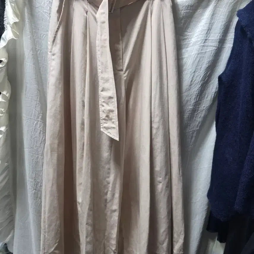 [BUNJANG] Club Monaco Beige Belt Set Wide Pants / 클럽모나코 베이지색 벨트 세트 와이드 팬츠