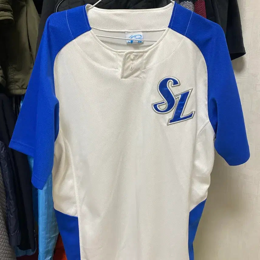 [BUNJANG] Samsung Lions 2011 Replica Baseball Jersey Size 100 / 2011년대 삼성라이온즈 레플리카 유니폼 100사이즈 저렴하게 팝니다~