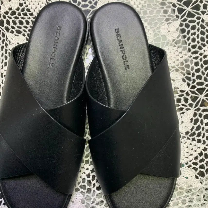 [BUNJANG] Beanpole Cross Strap Summer Sandals Black / 빈폴 샌들 블랙