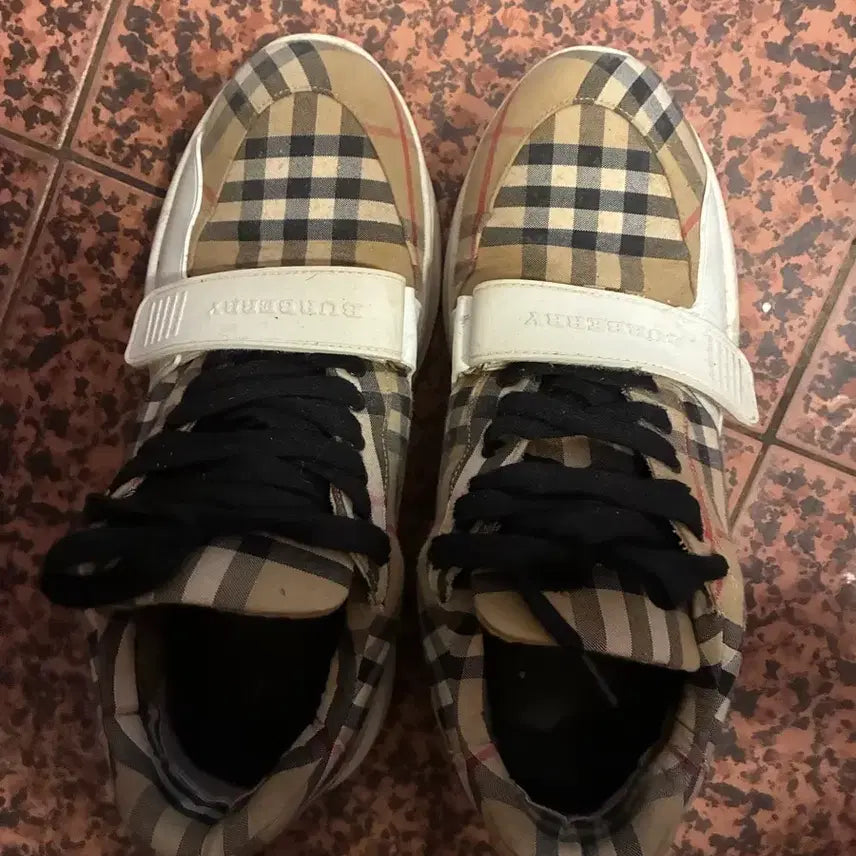 [BUNJANG] Burberry Check Sneakers / 버버리 체크 스니커즈