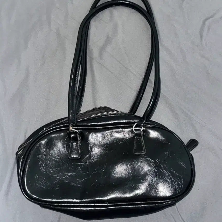 [BUNJANG] Black Leather Shoulder Bag / 블랙 레더 숄더백