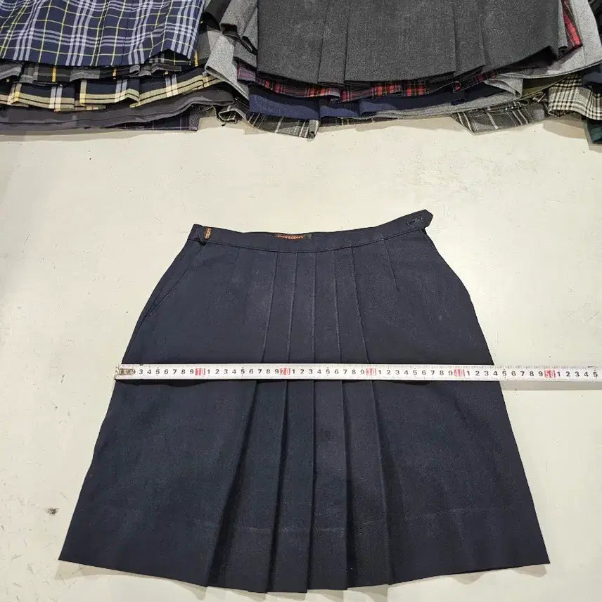 [BUNJANG] Used School Uniform Skirt Size 65 (Short) / 중고 교복치마 사이즈 65 짧치