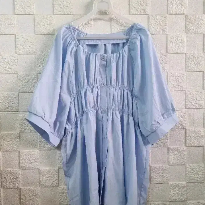 [BUNJANG] Light Blue Loose Fit Shirring Blouse / 하늘색 루즈핏 셔링 블라우스 66-77