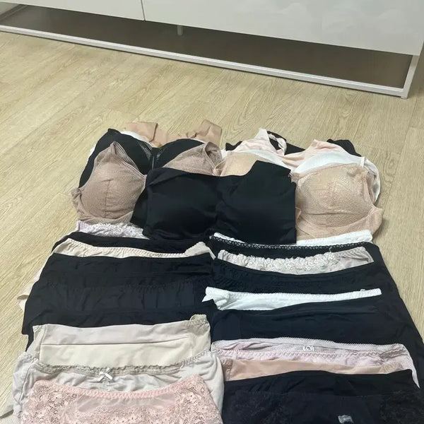 [BUNJANG] Bundle Set Lingerie - Bra & Panty / 브라.팬티 가진거 전부 일괄 돈이 급해서 (손세탁 후 배송)