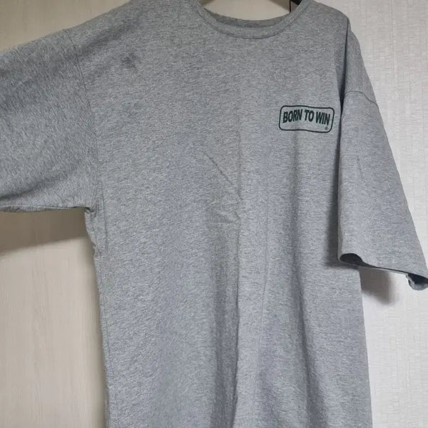 [BUNJANG] BORN TO WIN Heavyweight Graphic T-Shirt / BORN TO WIN 그래픽 반팔 티셔츠 헤비웨이트 110