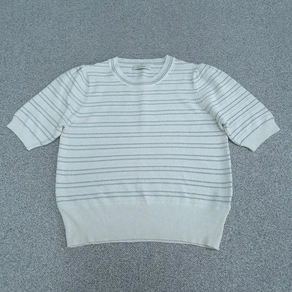 [BUNJANG] Jigott Short-Sleeve T-Shirt / FREE 지고트 반팔 티 | 0722B31