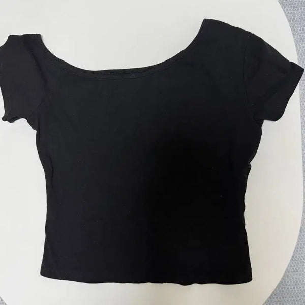 [BUNJANG] Asymmetrical Neck Short Sleeve Slim Fit Crop Top / 비대칭 넥 반팔 슬림핏 크롭탑