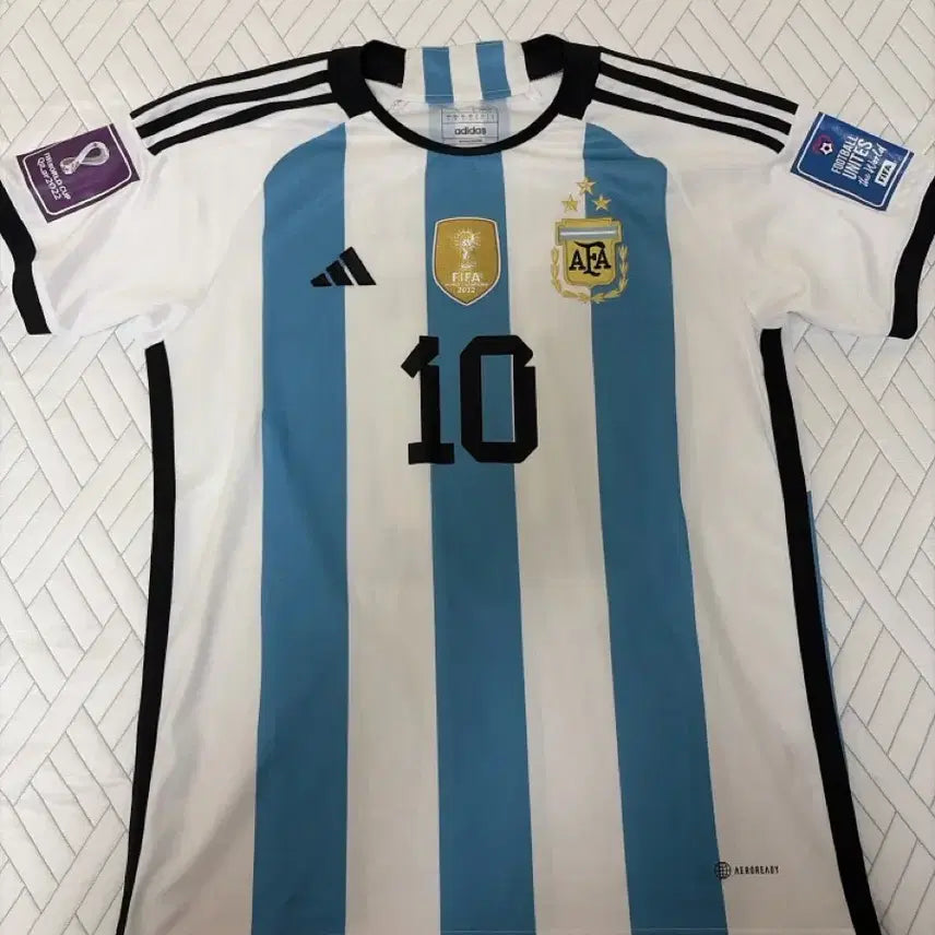[BUNJANG] Adidas Argentina National Football Team 2022 World Cup Messi #10 Jersey / 아디다스 아르헨티나 유니폼