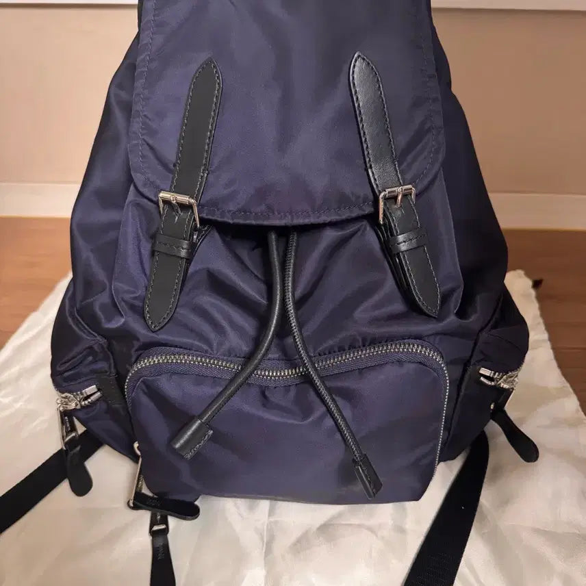 [BUNJANG] Burberry Rucksack Medium Navy Leather Nylon / 버버리 럭색 미듐 네이비