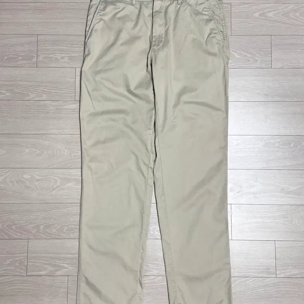 [BUNJANG] Uniqlo Regular Fit Chino Pants Beige Size 85 / 유니클로 레귤러핏 치노 팬츠 베이지 85