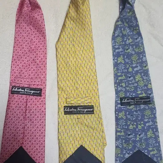[BUNJANG] Salvatore Ferragamo 3-Piece Tie Set / 페라가모 넥타이 3종 세트