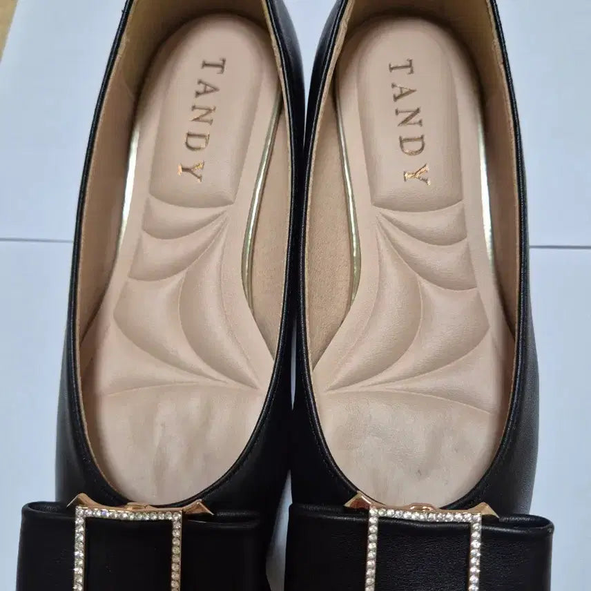 [BUNJANG] Tandy Women's Black Cubic Ribbon Shoes 230 / 탠디 여성 구두 블랙 큐빅 리본 230