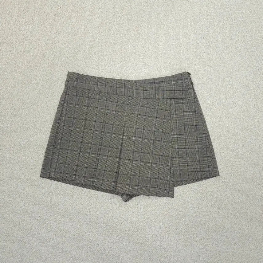 [BUNJANG] Zara Women's Check Wrap Style Skirt Shorts (Size S) / (S)자라 여성 치마바지 숏팬츠 랩스타일 체크