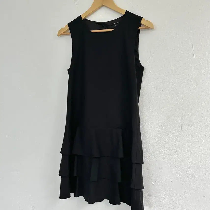 [BUNJANG] Theory Selma Sleeveless Dress Black / 띠어리 셀마 테일러 슬리브리스 원피스