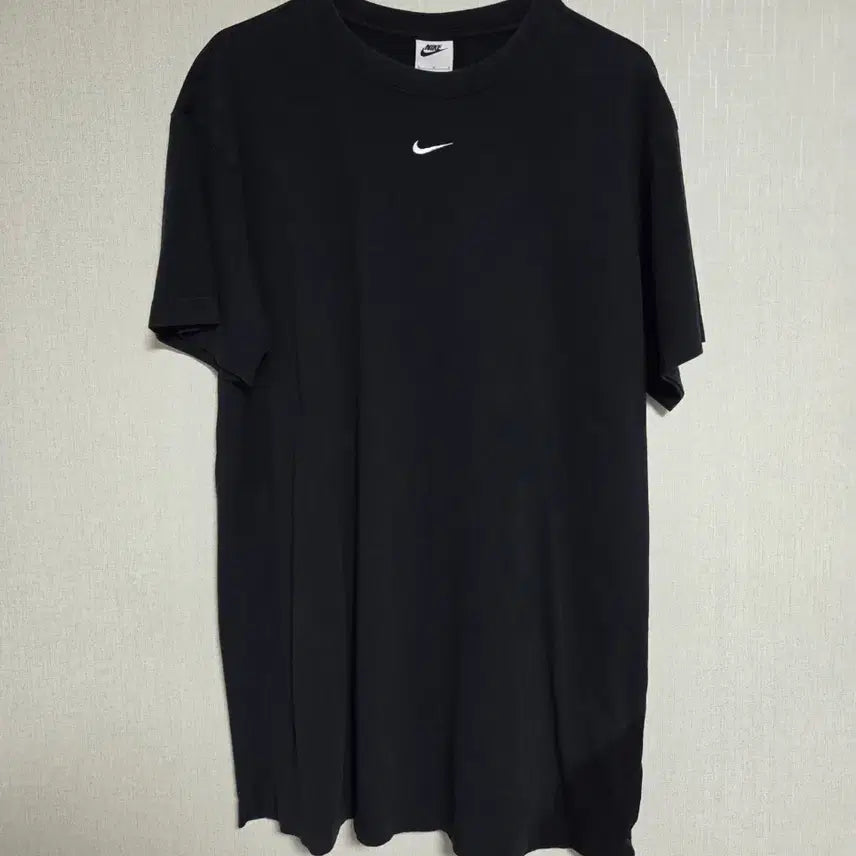 [BUNJANG] Nike Swoosh T-Shirt Black / 나이키 스우시 반팔 티셔츠 블랙
